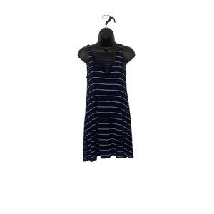 Socialite Ribbed V-neck Shift Dress